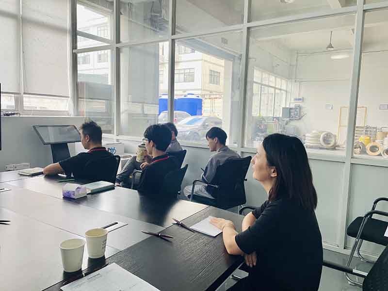Dingyan neues Trainingsprogramm